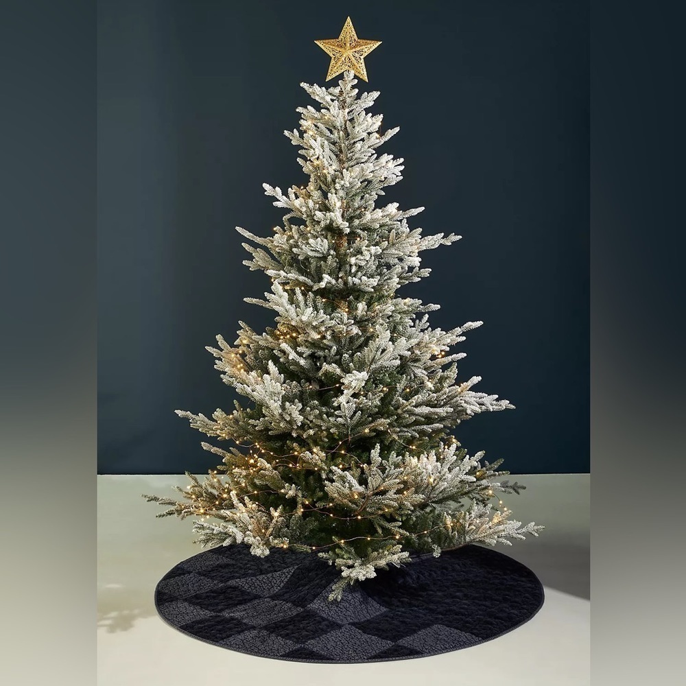 New Anthropologie Navona Quilted Tree Skirt Navy Blue
